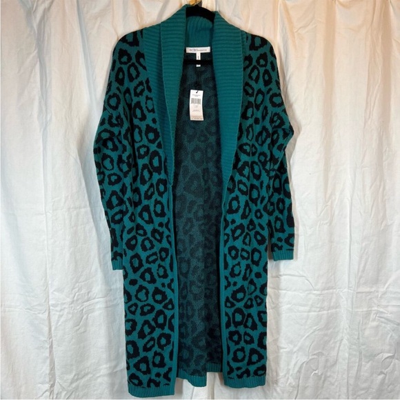 BCBGeneration Leopard Print Teal / Blue Long Cardigan Sweater NWT - Picture 2 of 5